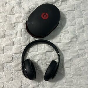 Beats Studio 3